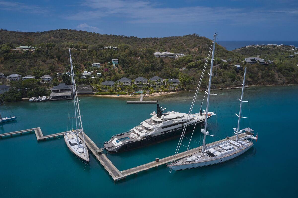 Antigua and Barbuda Sells Superyacht Alfa Nero for $40 Million