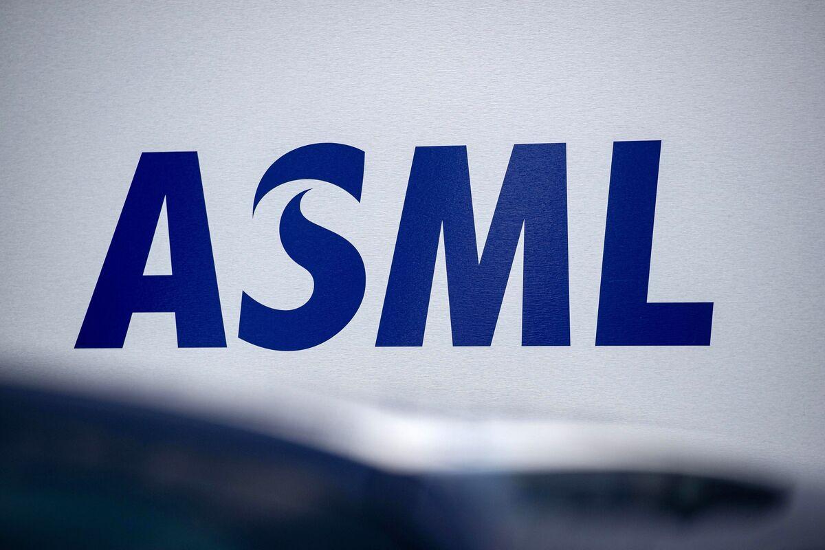 Netherlands to Restrict ASML's Operations in China