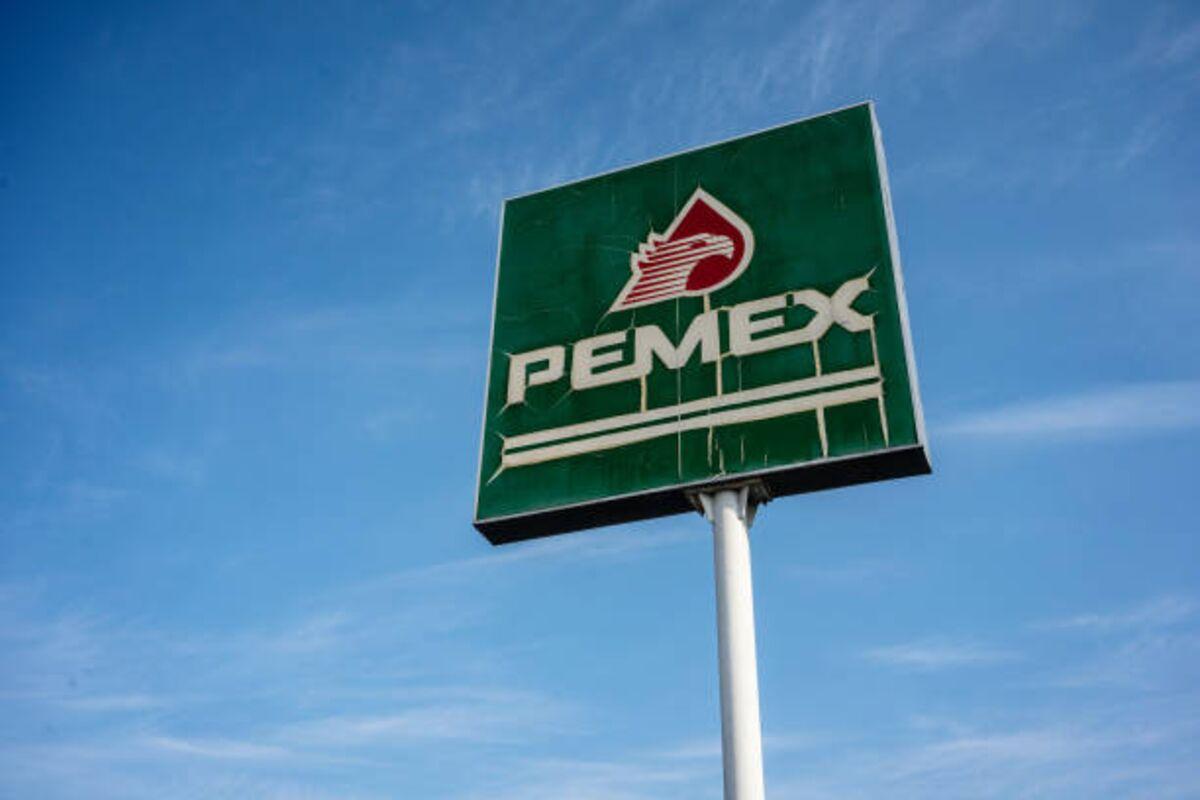 Claudia Sheinbaum Appoints Victor Rodriguez as Pemex CEO