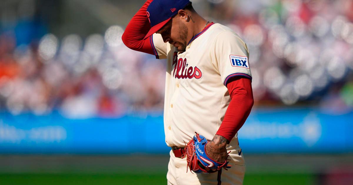 Astros Blank Phillies 10-0 in Houston