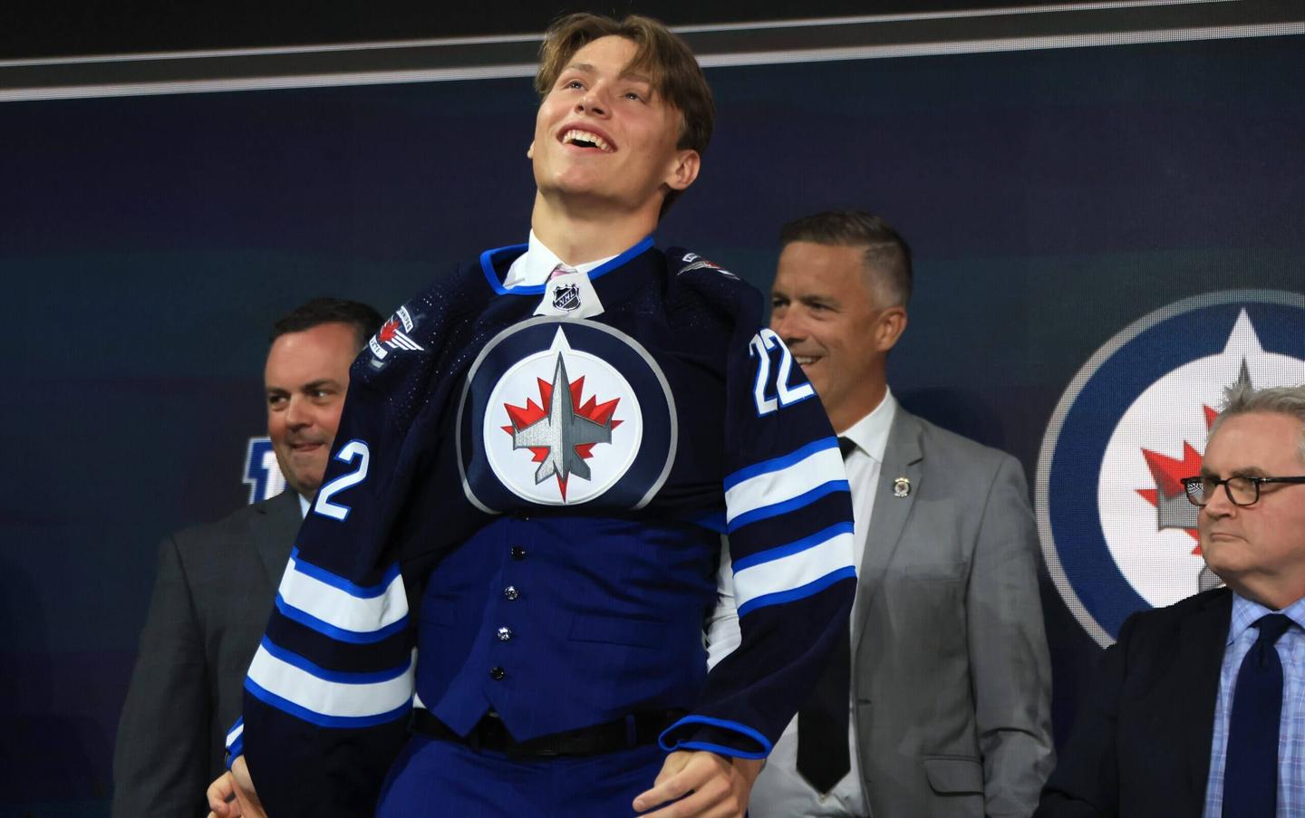 Winnipeg Jets Likely to Trade Top Prospect Rutger McGroarty Over Development Dispute