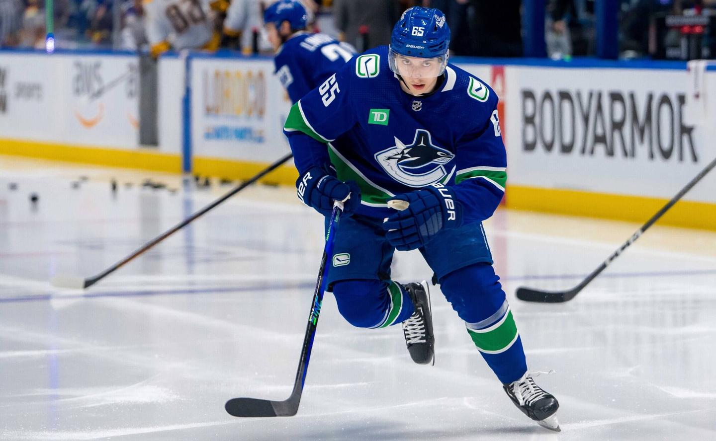 Blackhawks Acquire Mikheyev, Lafferty from Canucks