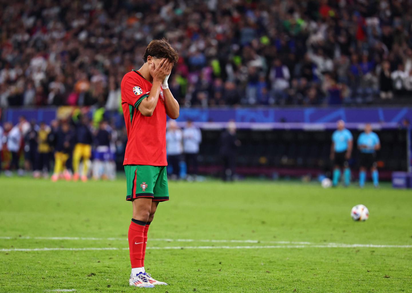 France Advances to Euro 2024 Semifinals on Penalties