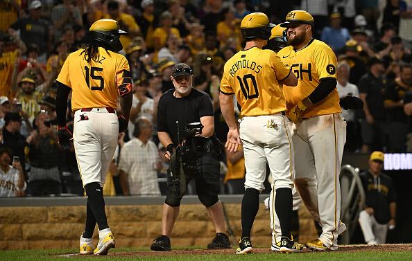 Pittsburgh Pirates Hit Seven Home Runs in Win