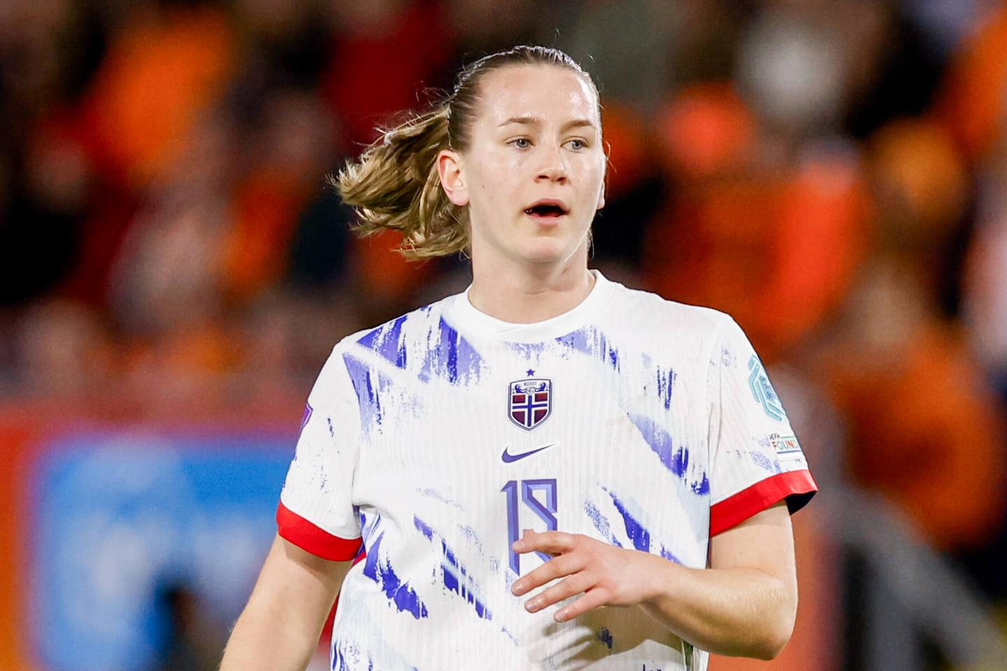 Manchester United Signs Norway's Elisabeth Terland