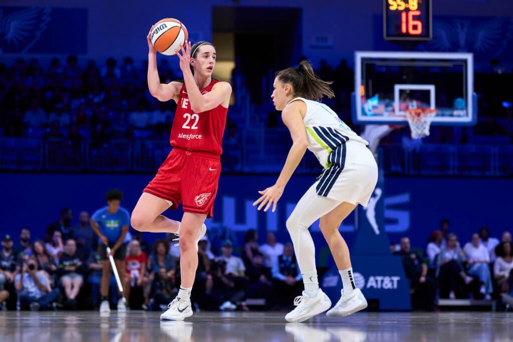 Caitlin Clark Sets WNBA Assist Record