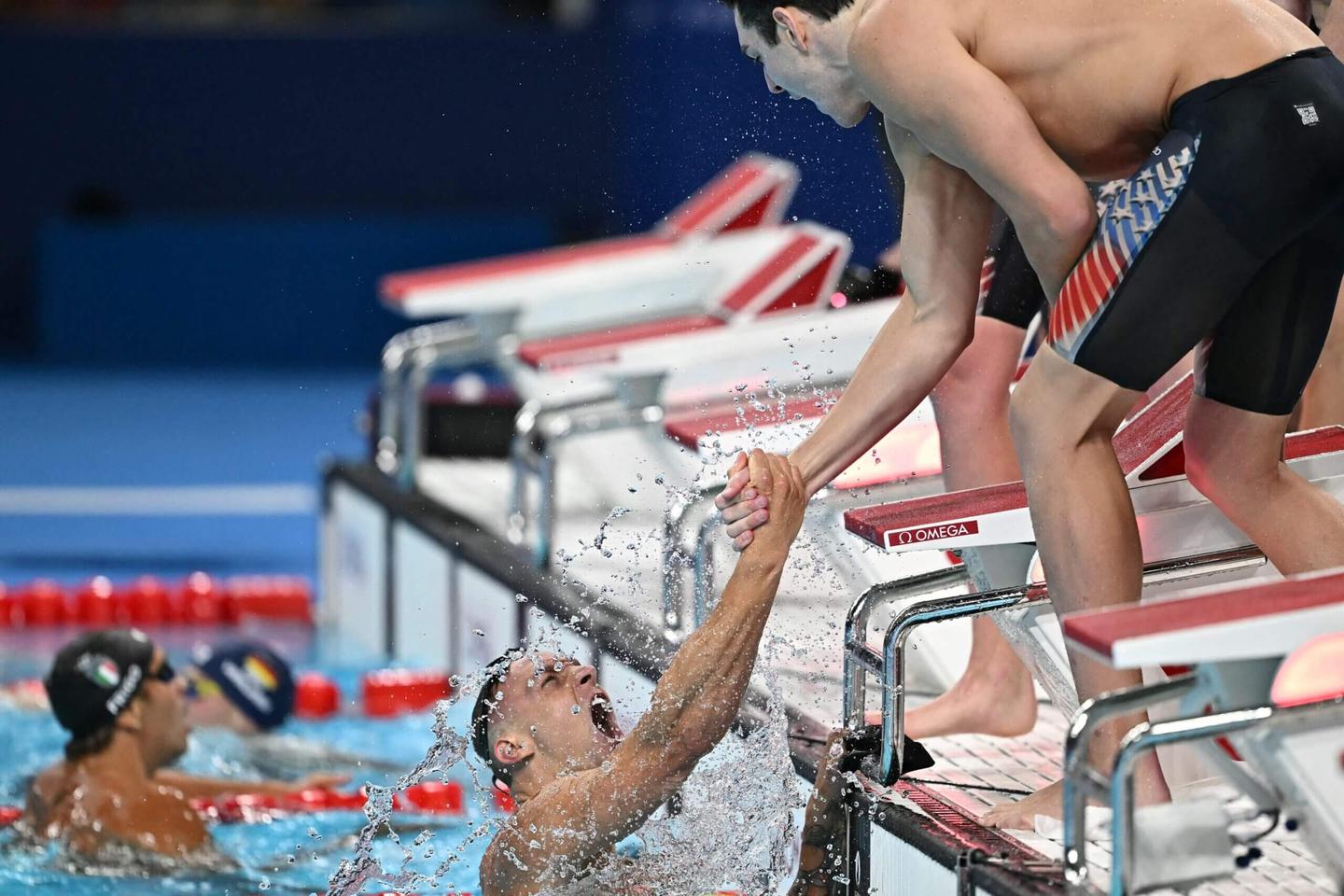 Great Britain Wins Men's 4x200m Relay Gold