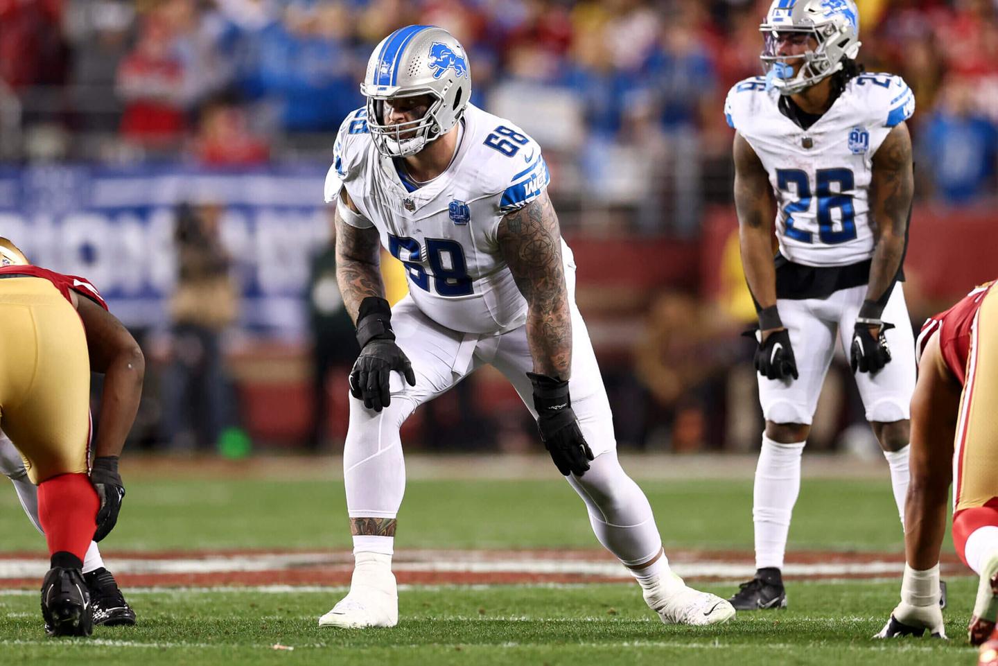 Taylor Decker Signs Extension with Lions