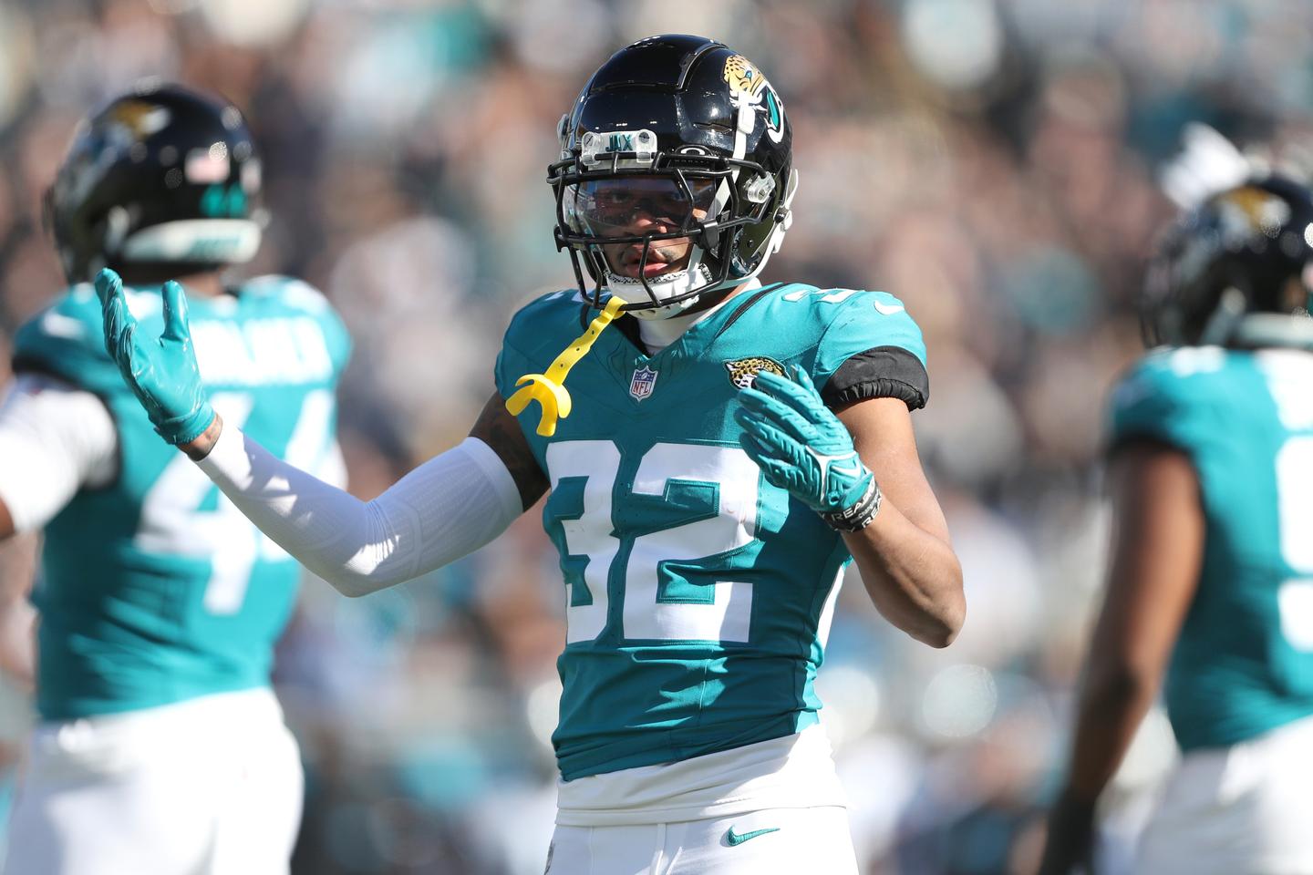 Tyson Campbell Signs $76.5M Extension with Jaguars