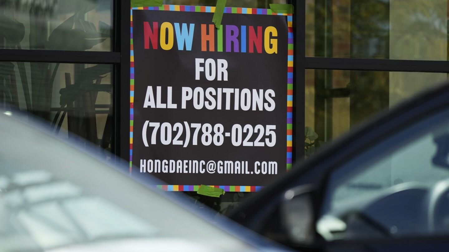 US Unemployment Claims Drop to 231,000