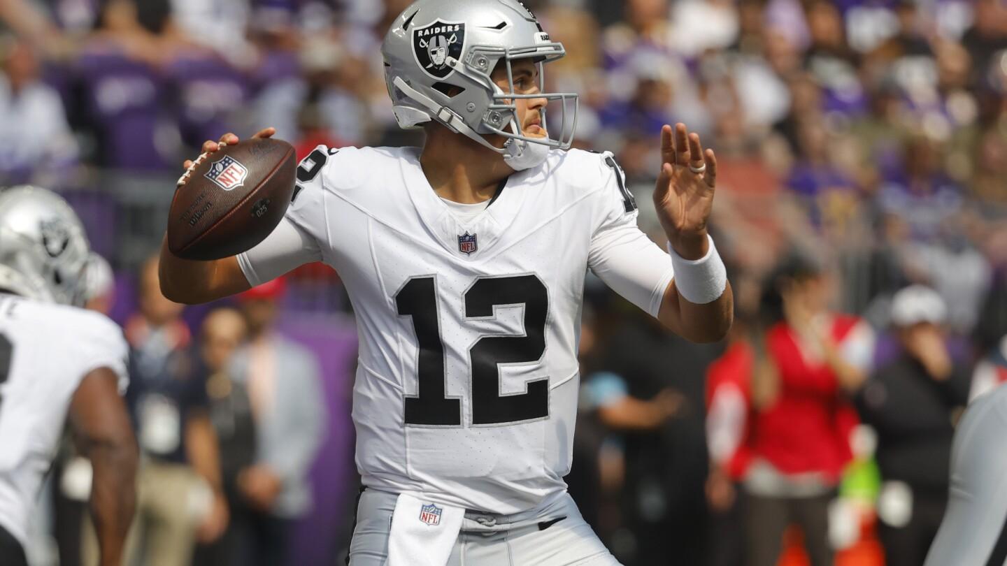 Raiders Coach to Announce Starting Quarterback