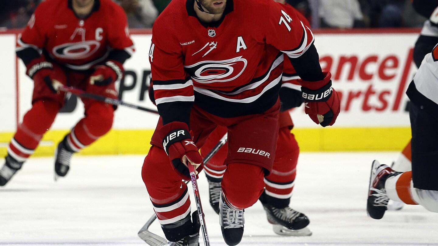 Hurricanes Extend Jaccob Slavin's Contract