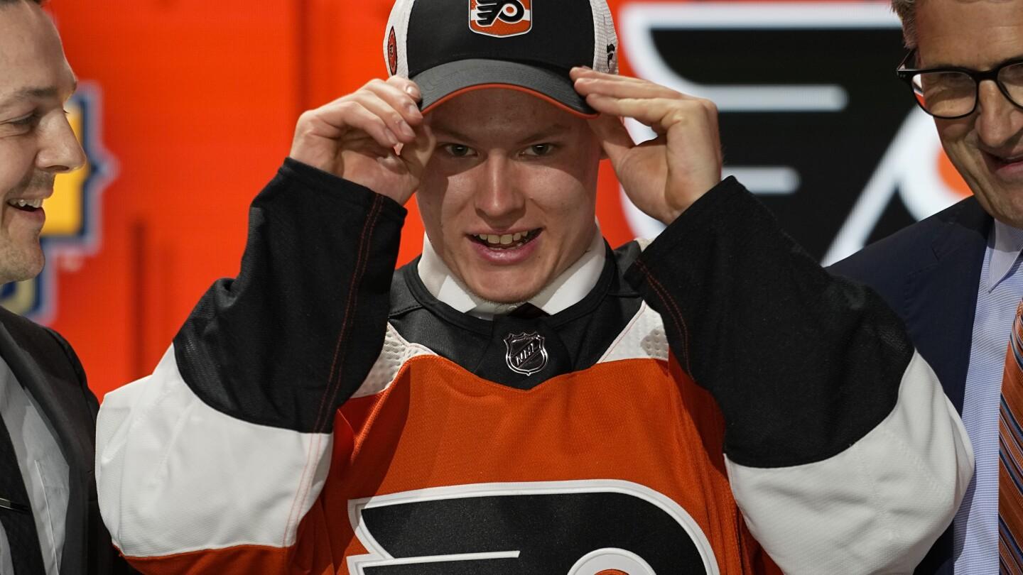 Russian Prospect Matvei Michkov Signs with Philadelphia Flyers