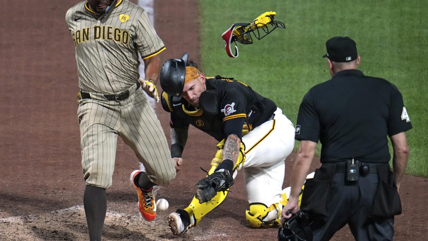 Padres Edge Pirates 9-8 in Extra Innings