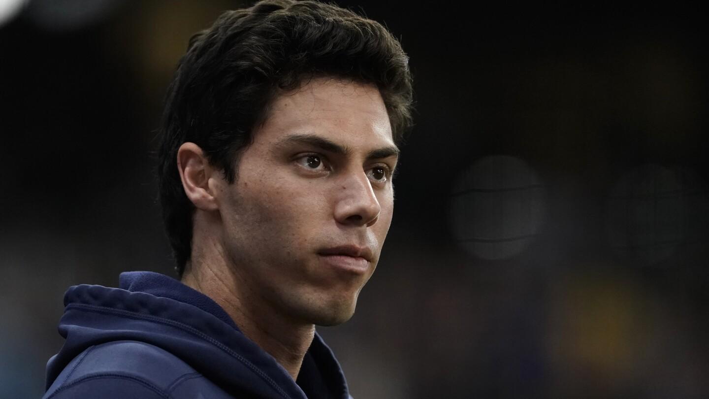 Christian Yelich to Undergo Season-Ending Surgery Friday