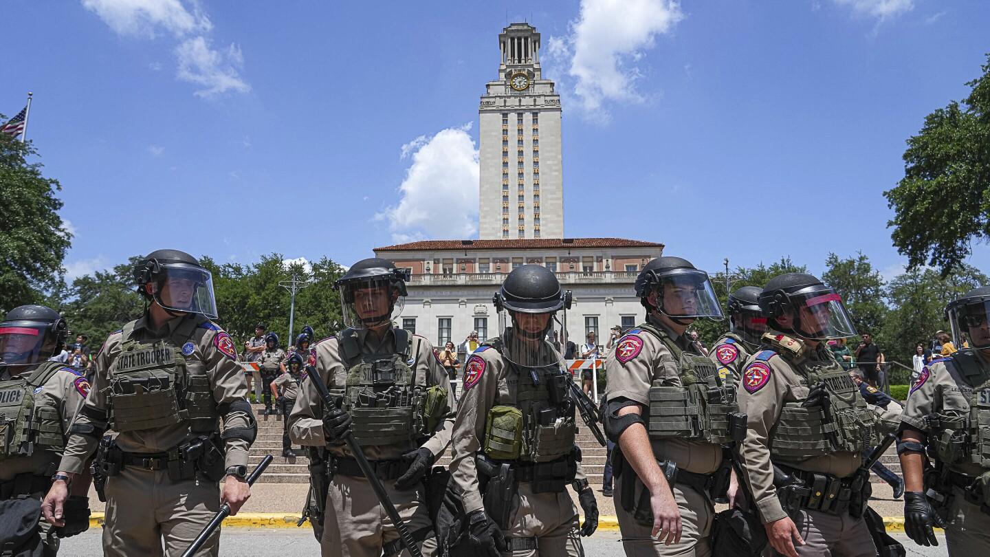 79 Trespassing Charges Dismissed at UT Austin Amid Pro-Palestine Protests