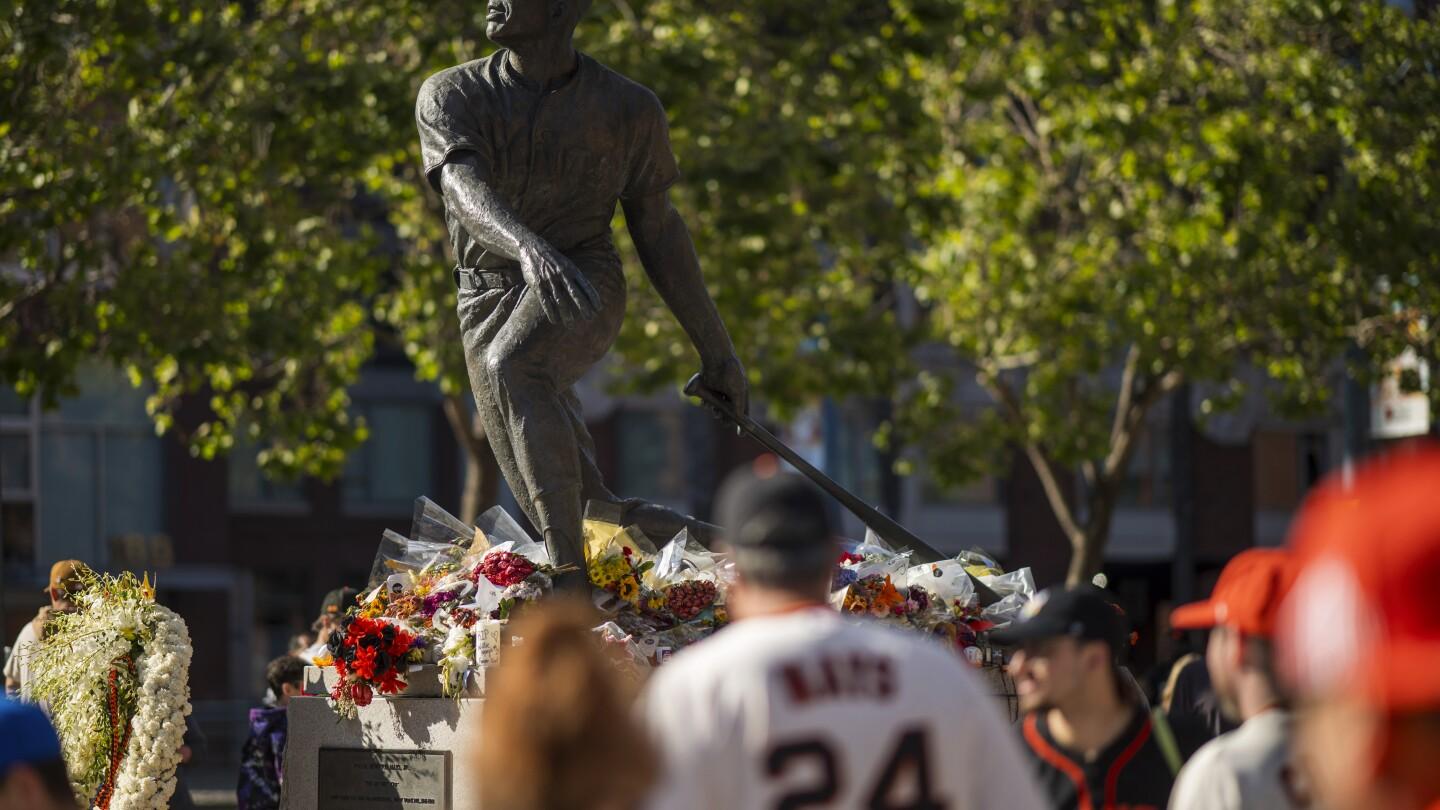 Willie Mays Honored with Military Rites in San Francisco