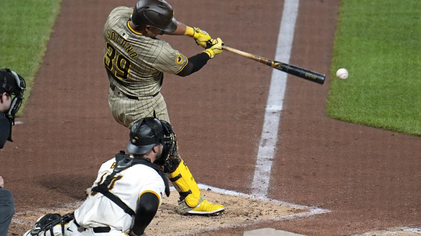 Padres Beat Pirates 6-0 in Rain-Delayed Game