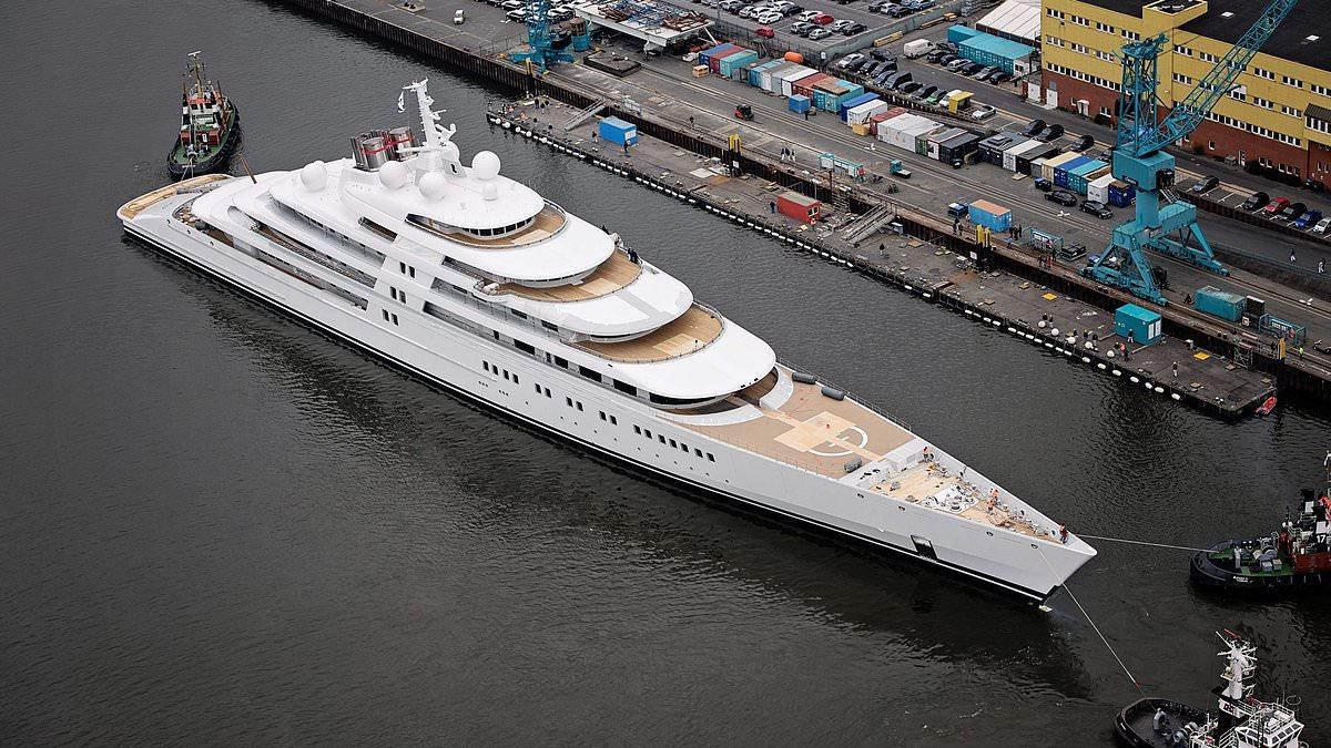 Luxury Superyachts Revealed on the High Seas