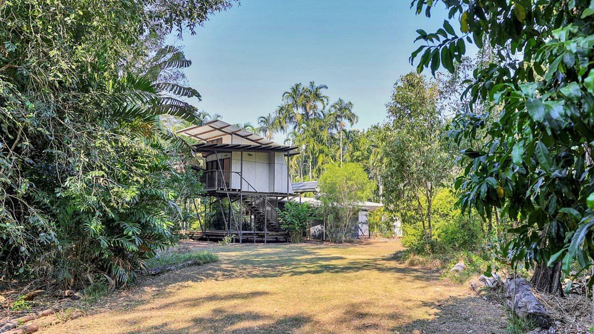 Luxury Gold Coast Hinterland Home with Waterpark