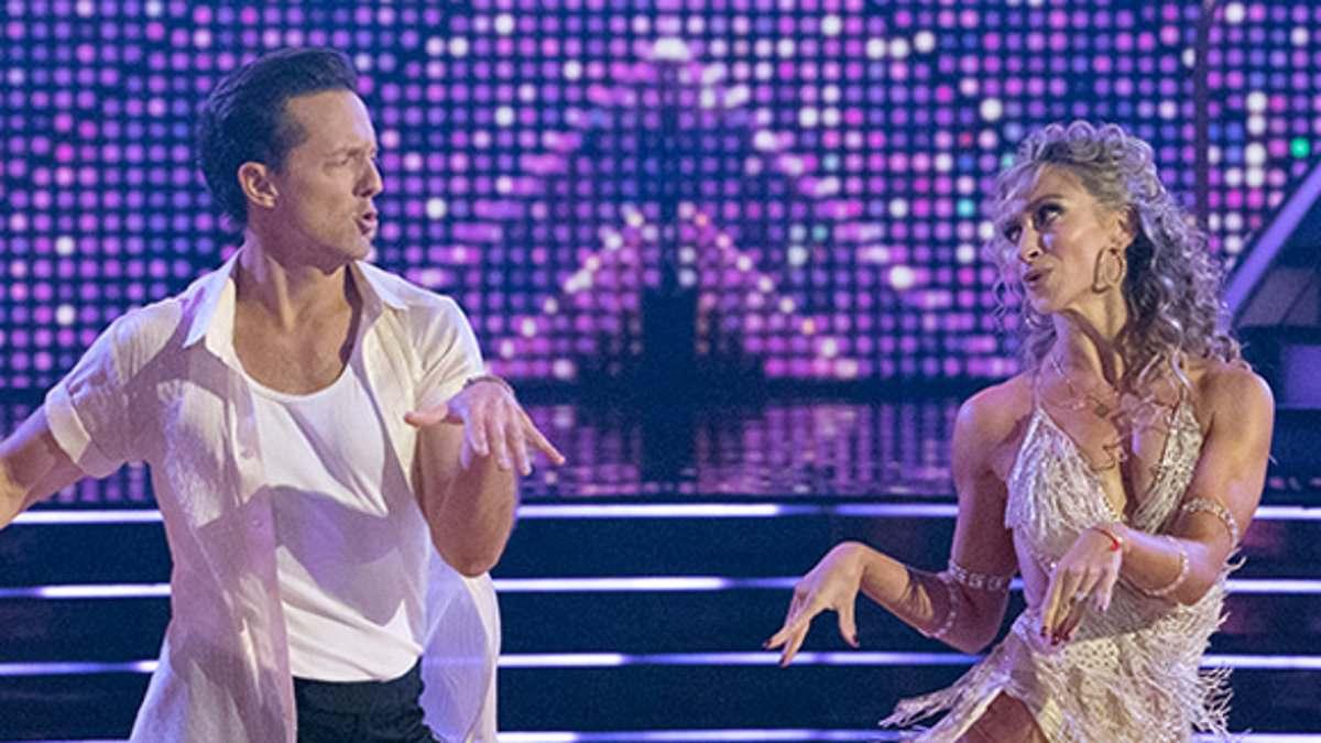 Singer Jason Mraz Shares Dancing with the Stars Experience