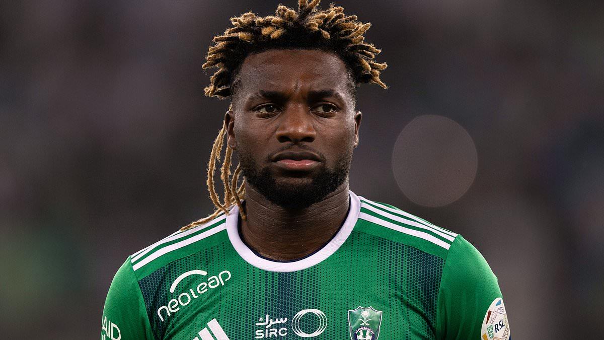 Allan Saint-Maximin Close to Joining Fenerbahce