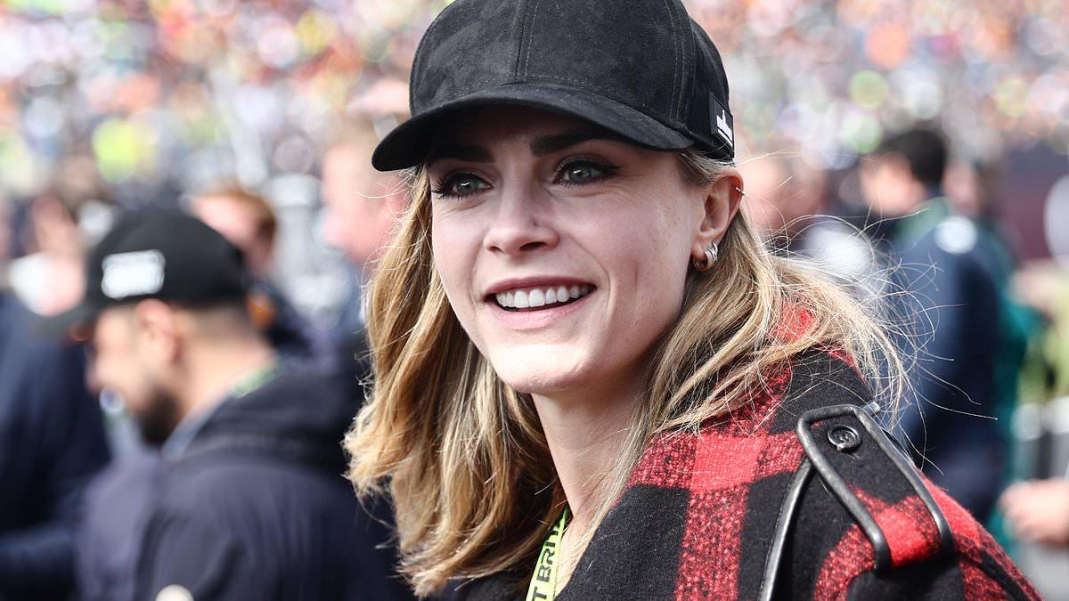 Cara Delevingne Reveals Encounter with Bruce Springsteen