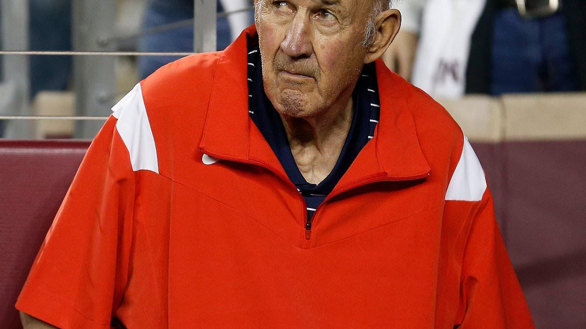 Legendary Defensive Coach Monte Kiffin Passes Away