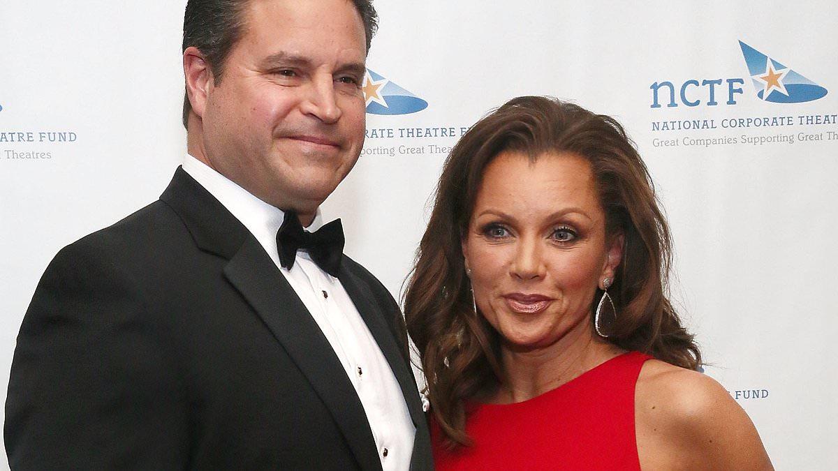 Vanessa Williams quietly divorced