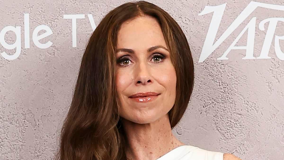 Minnie Driver Stars as Queen Elizabeth I