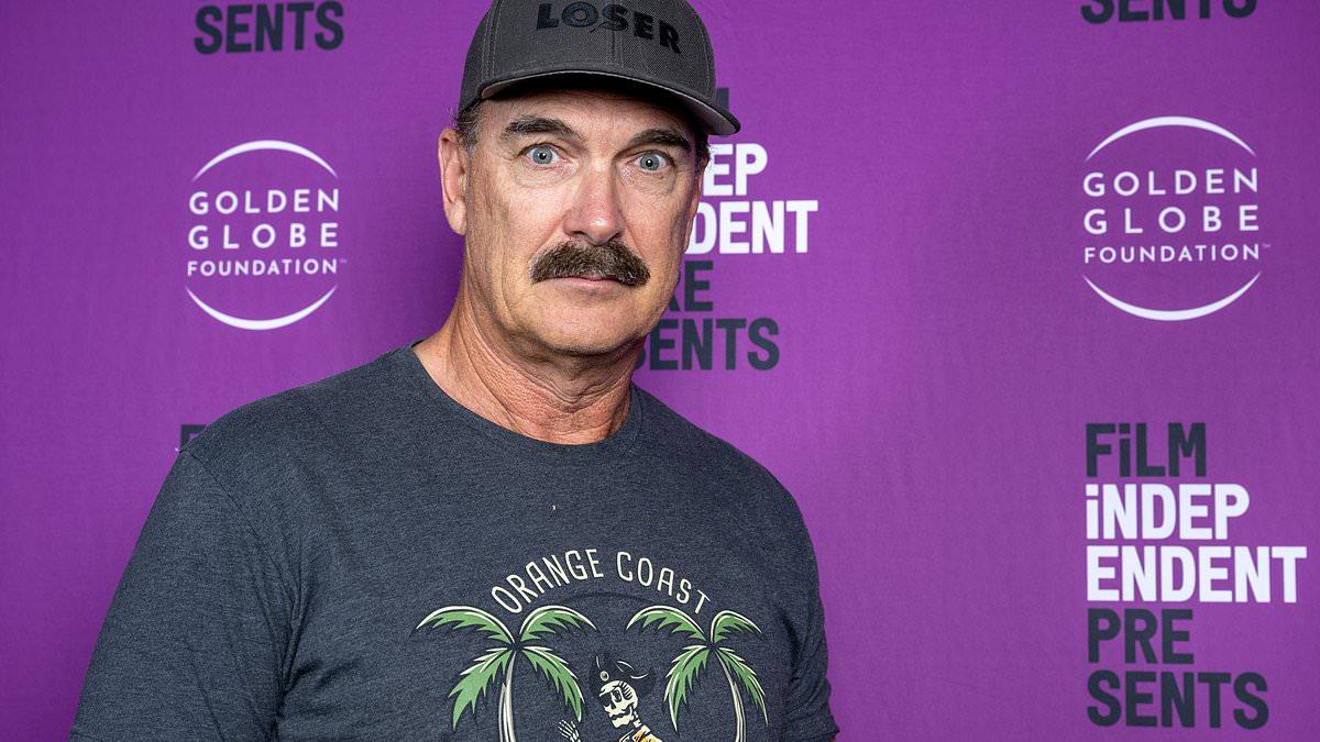 Patrick Warburton Recalls Confrontation With Ellen DeGeneres