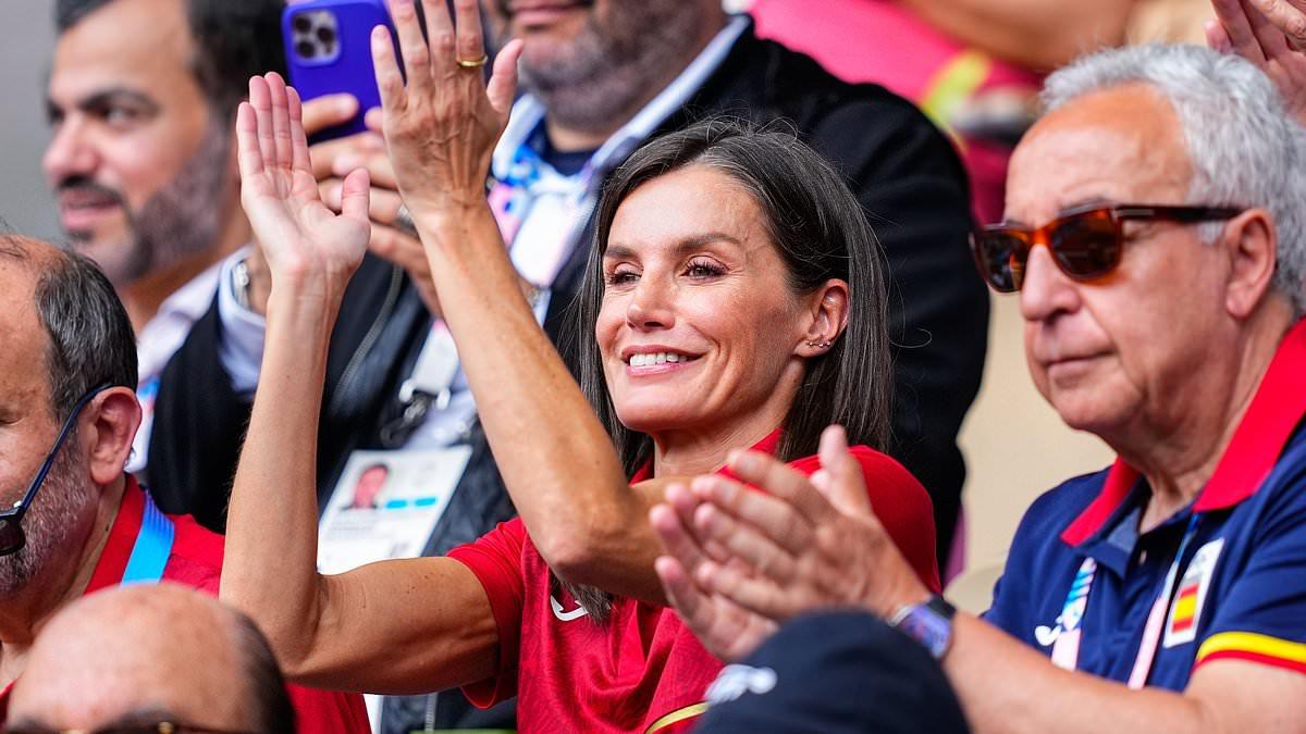 Queen Letizia in Paris