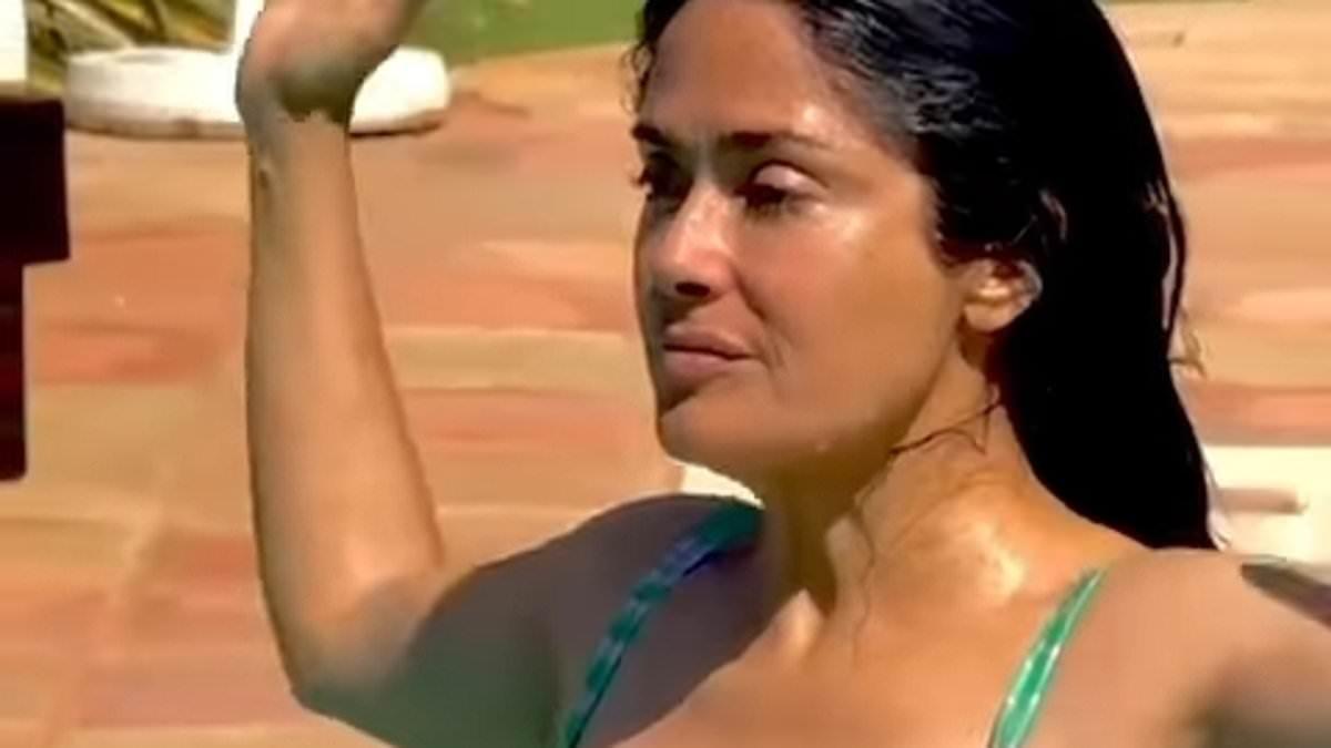 Salma Hayek in bikini