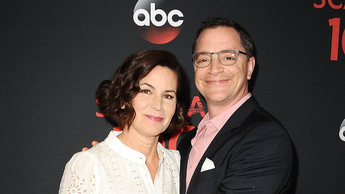 Joshua Malina's wife