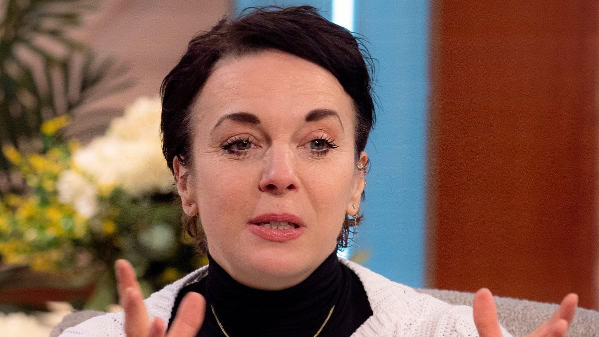 Amanda Abbington hands over evidence