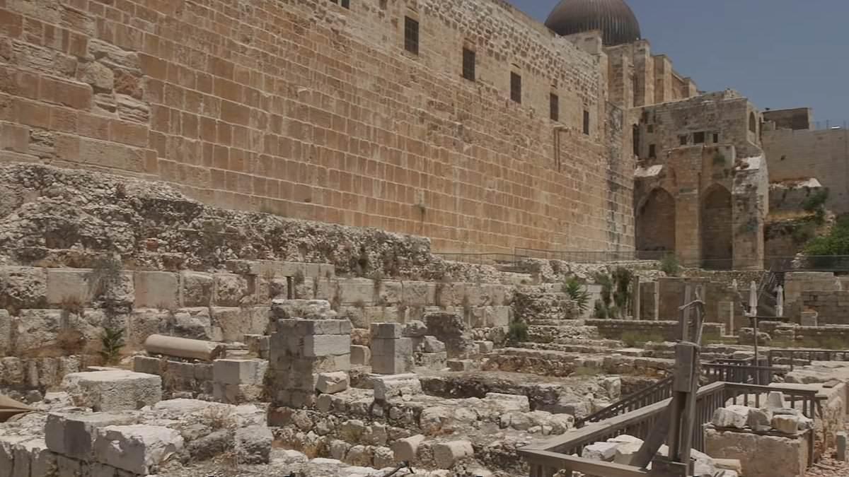 Archaeologists Discover Ancient Quarry in Jerusalem