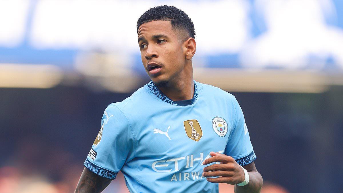 Savinho Makes Premier League Debut for Manchester City