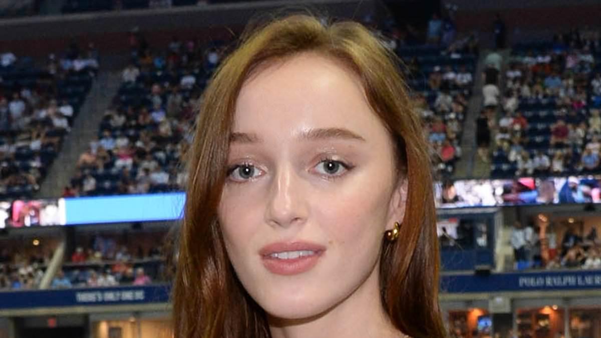 Phoebe Dynevor Attends US Open with Fiancé