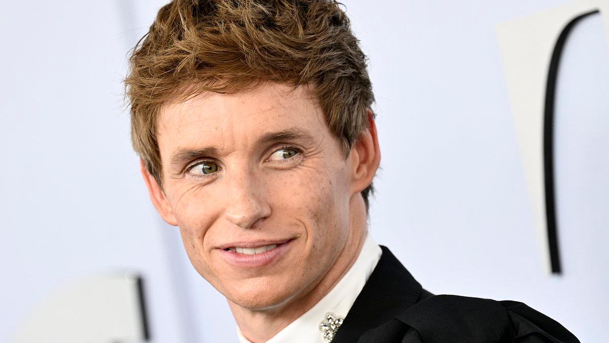 Eddie Redmayne Earns £1M Per Episode in Jackal