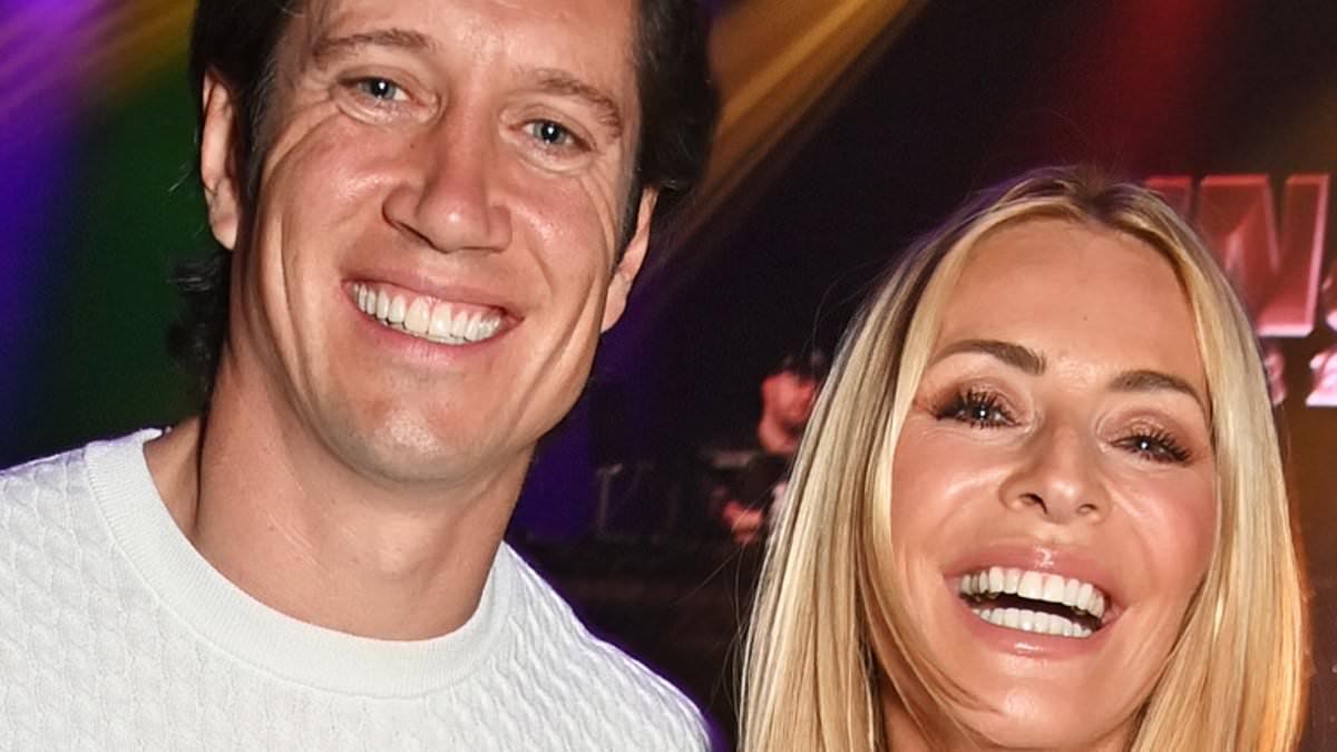 Vernon Kay Reveals Meeting Tess Daly