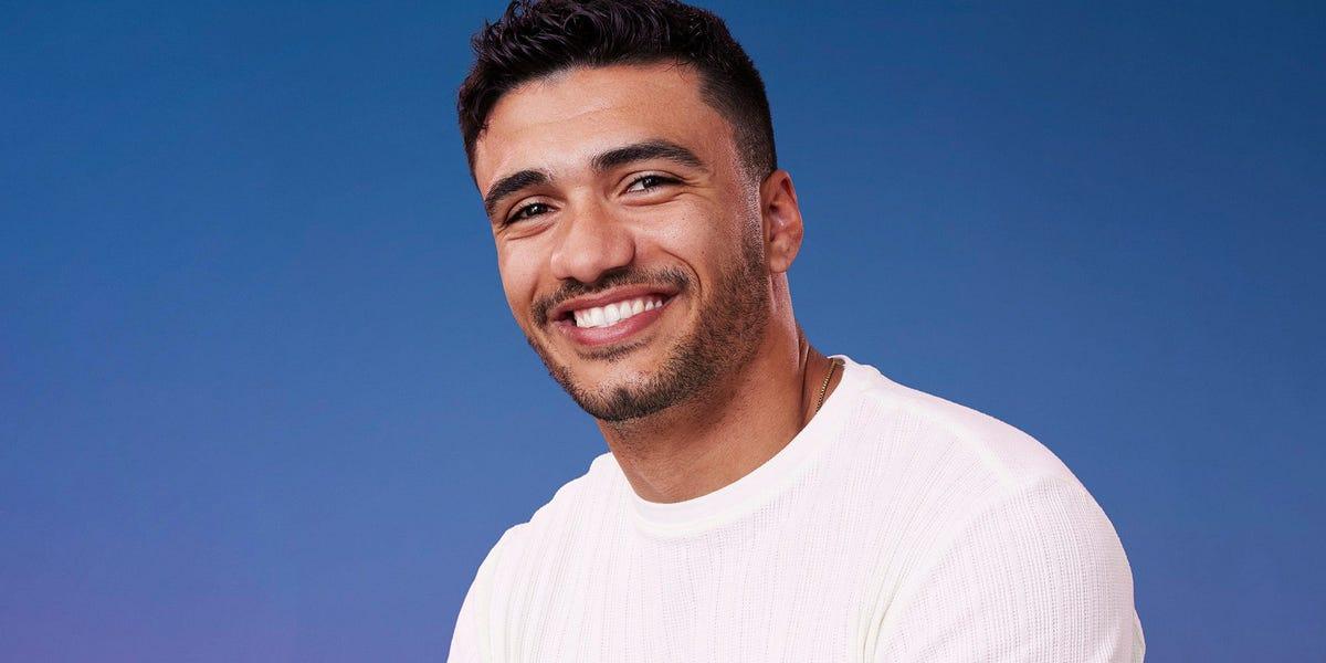 Jonathon Johnson Gains Attention on The Bachelorette