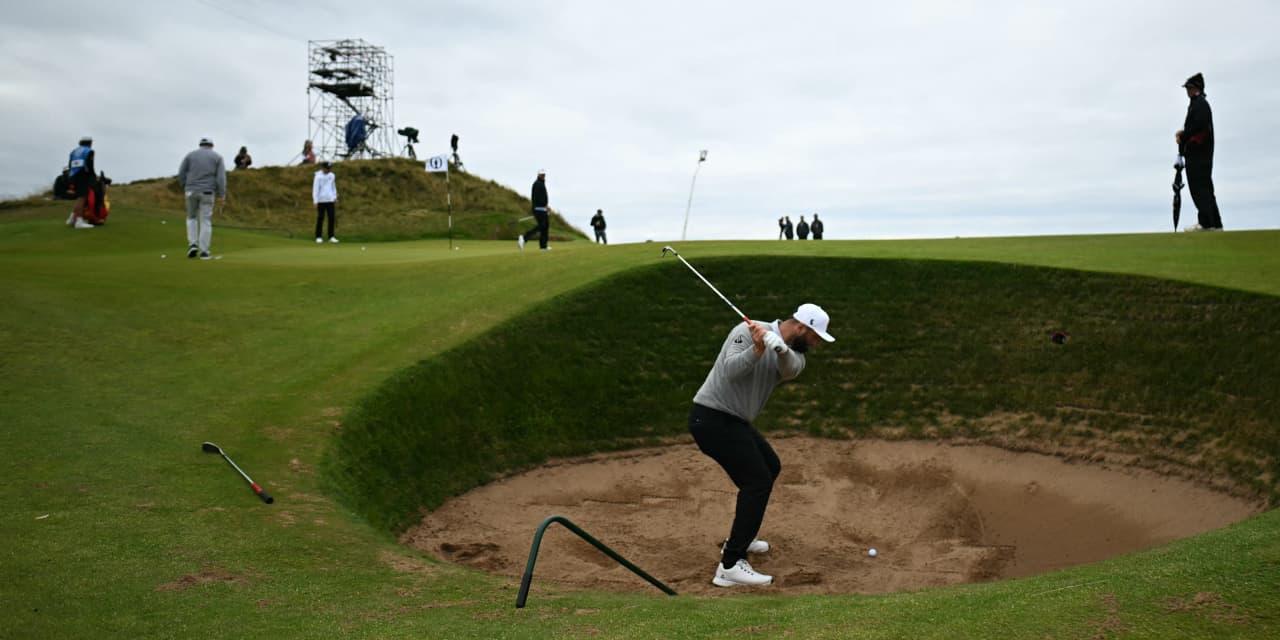 Thomas and Brown Lead at Challenging Troon Open