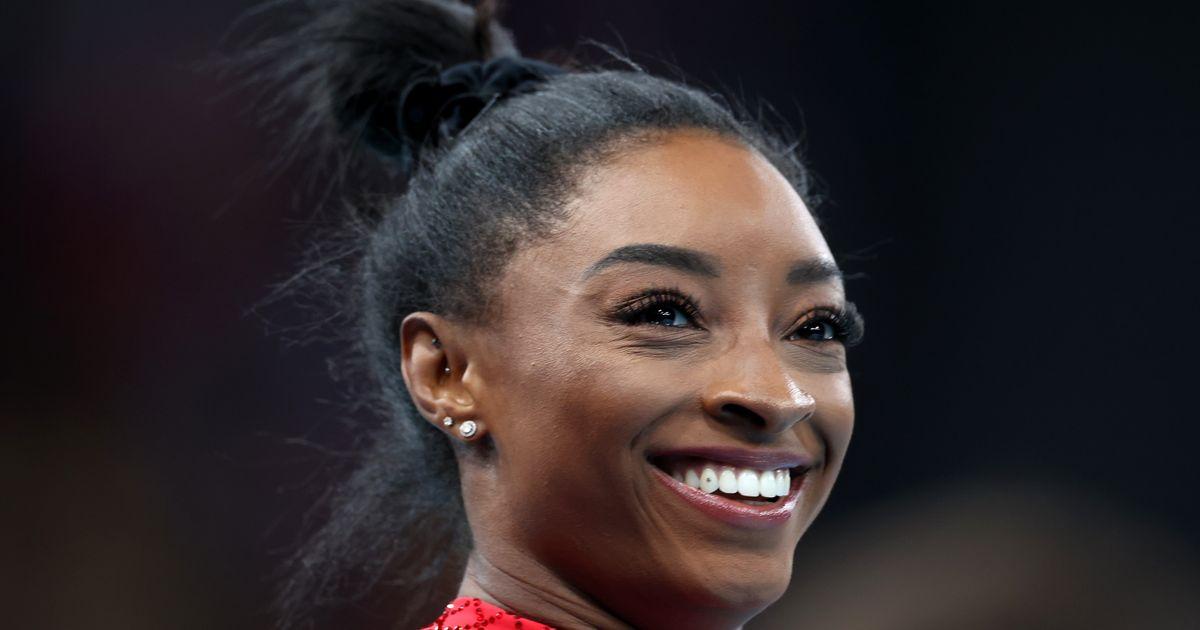 Simone Biles wins silver