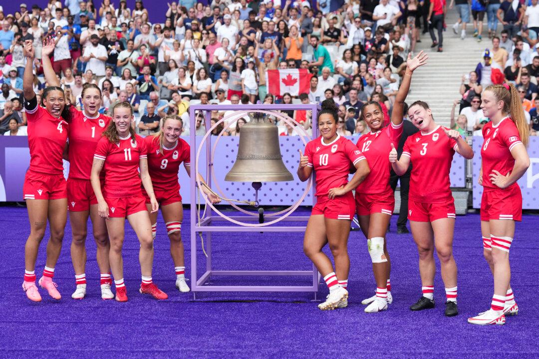 Canada Reaches Gold Medal Match in Rugby Sevens