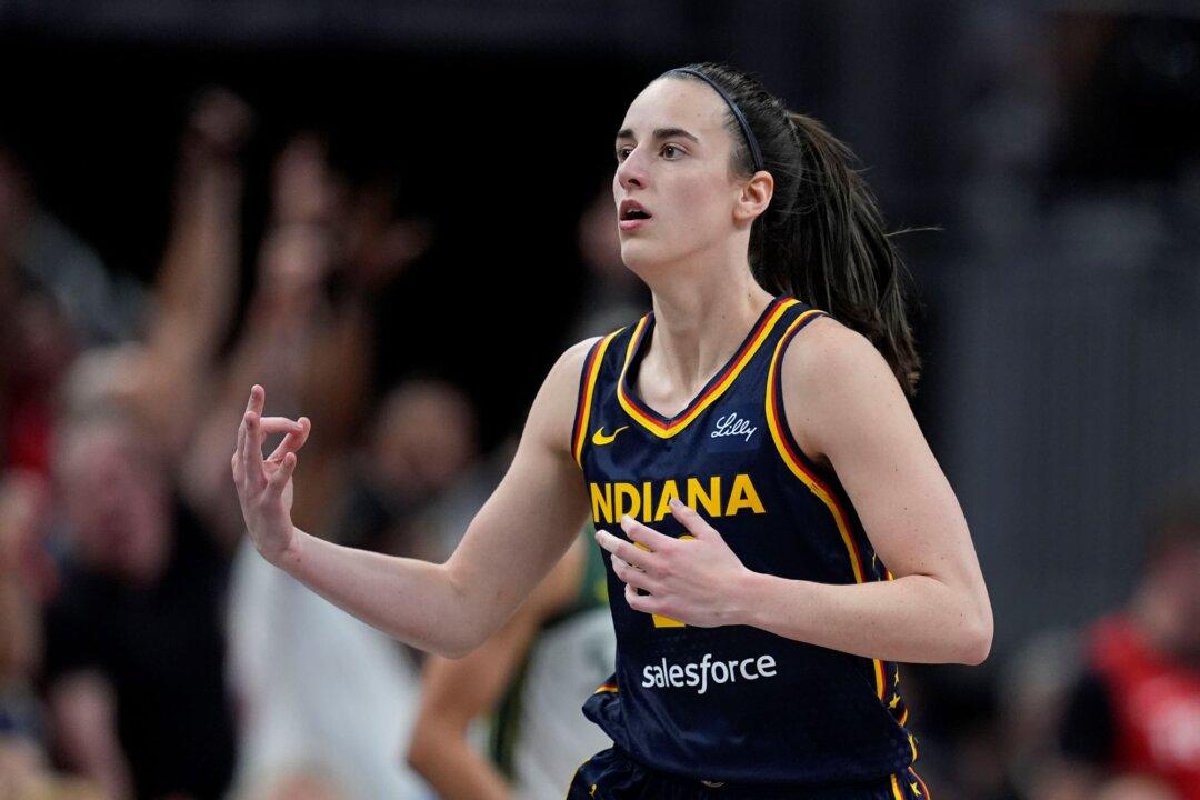 Caitlin Clark Sets WNBA Rookie Assist Record