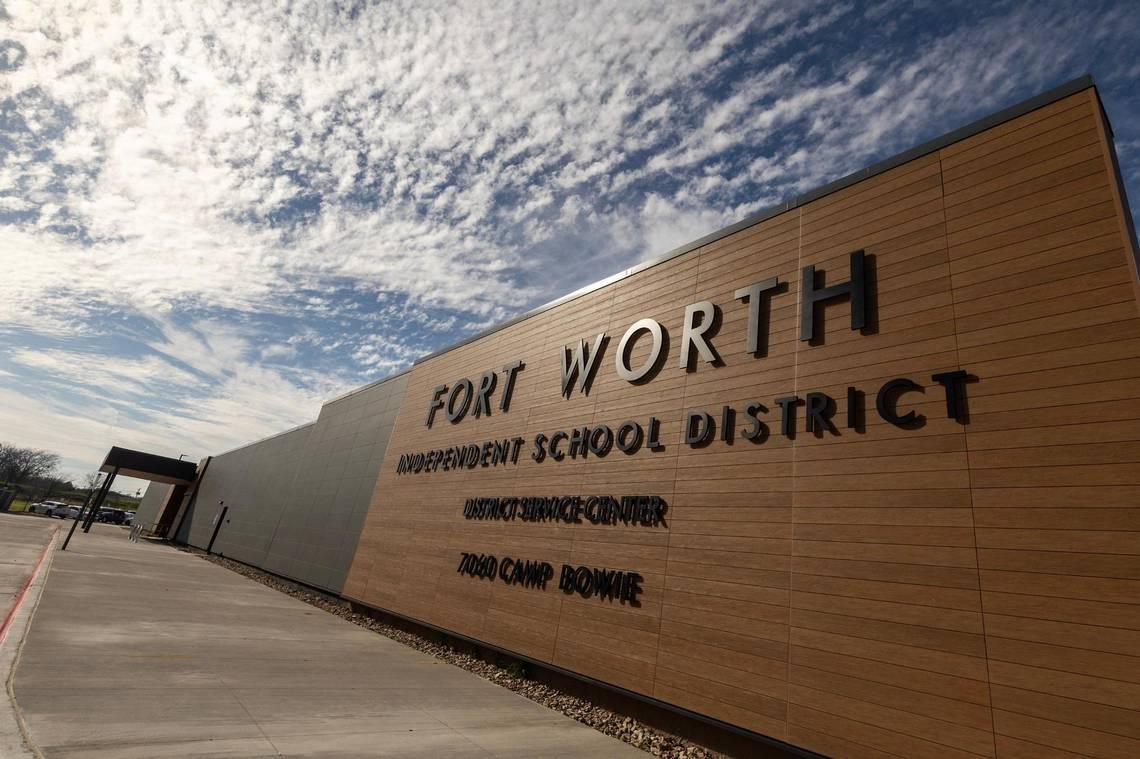 Fort Worth Mayor Calls for ISD Reform