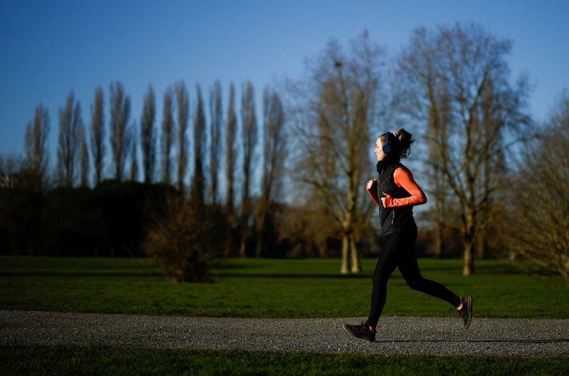 Blood Tests, AI Predict Women's Heart Risks Early