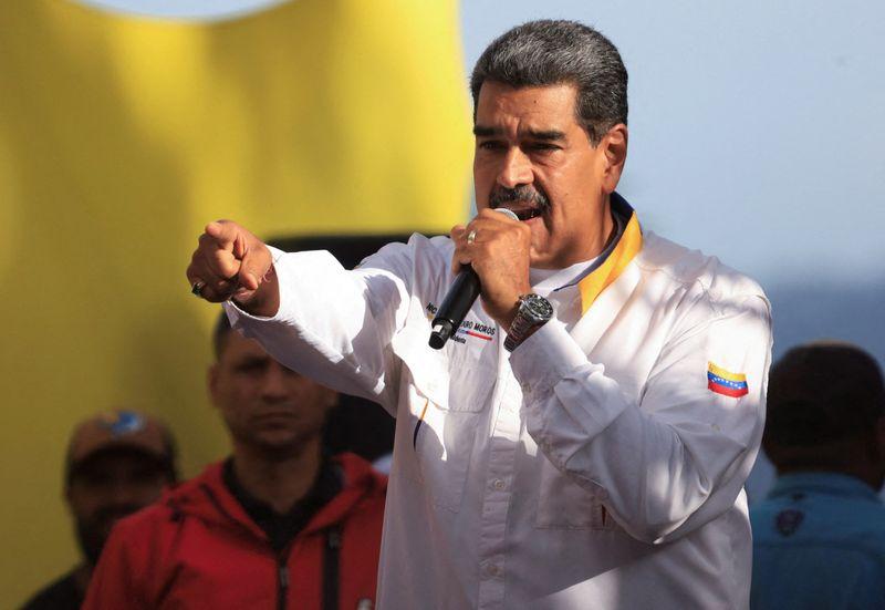 Venezuelan Military Supports Maduro Amid Election Dispute