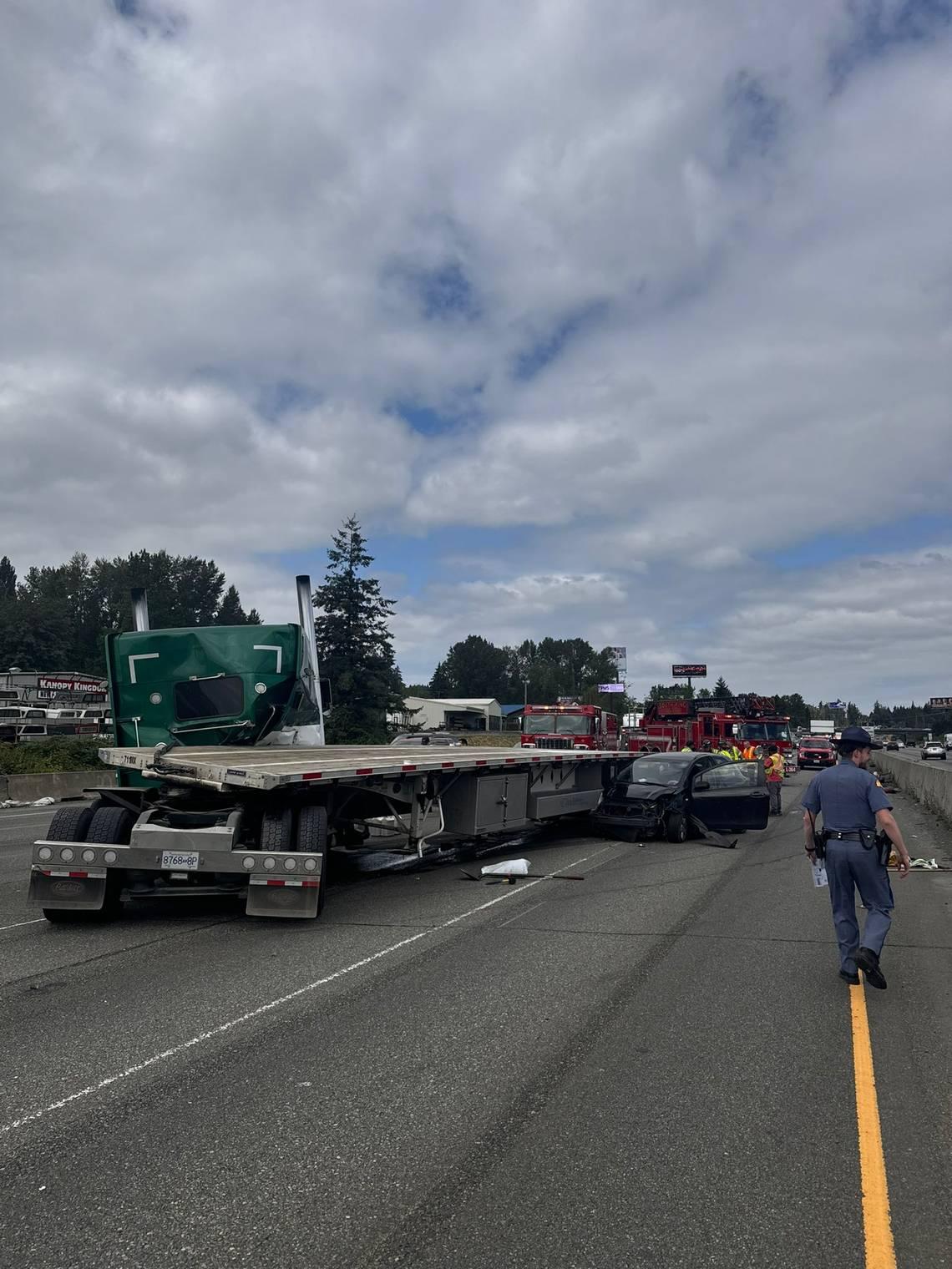 Crash on I-5 in Everett