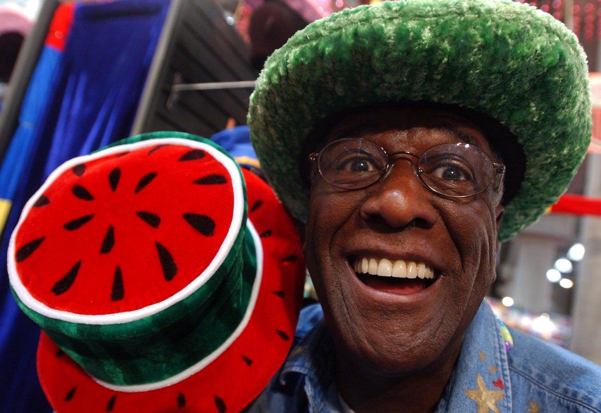 Famous Amos Founder Wally Amos Dies at 88